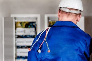 corso per addetto lavori elettrici Corso di formazione Addetti Lavori Elettrici PES e PAV